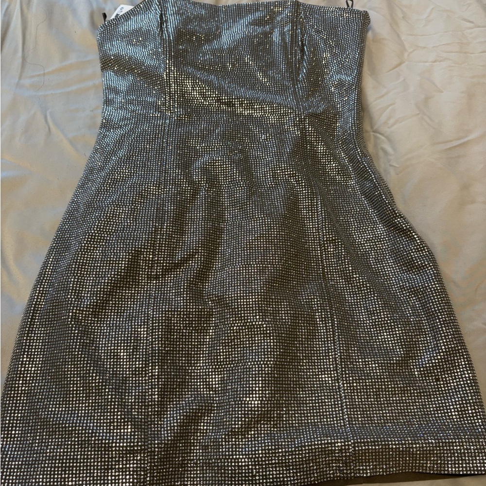 Elegant Black Strapless Dress